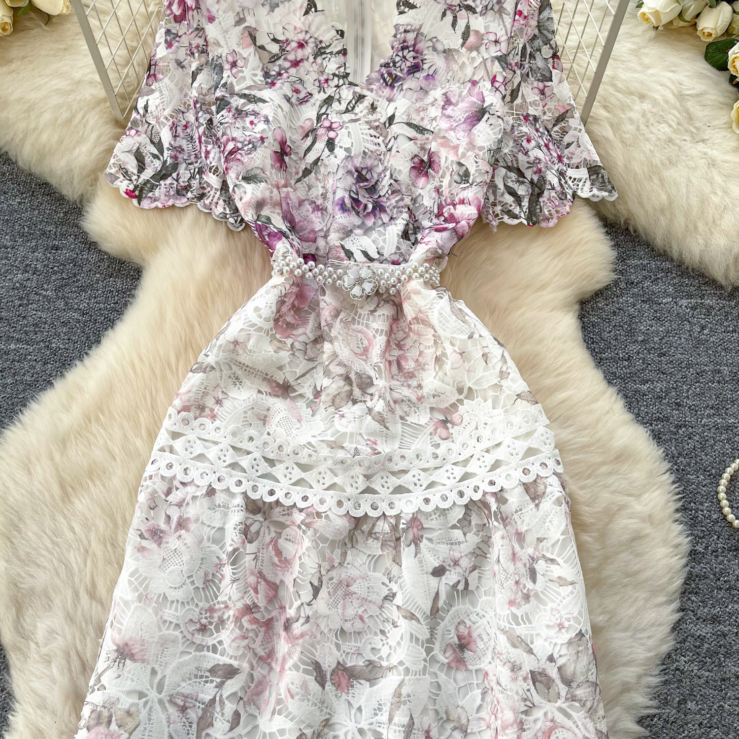 Elegant Retro Women's Dress V-Neck Lace Floral Print Cinched Waist Flared Hem Breathable Lightweight_ecoleips.com