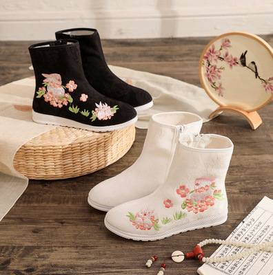  embroidery boots national wind old Beijing embroidery cloth Fairy Hanfu Shoes for Women Girls boots antique hanfu female boots shoes