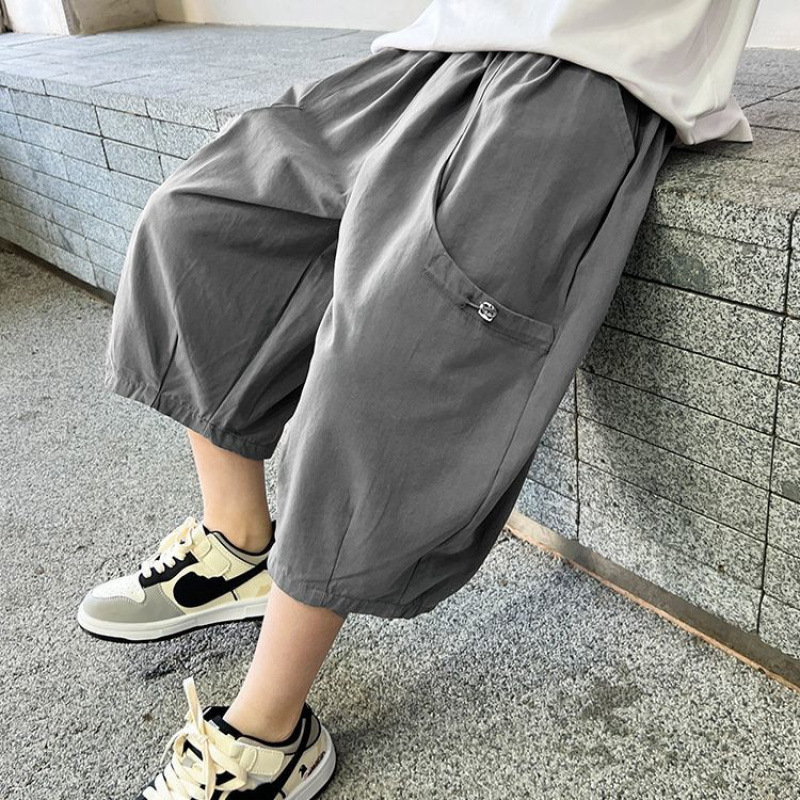 男の子グレーパンツ夏薄い2025新しい子供の夏のショートパンツ大きな子供の夏のクロップドパンツはハンサムでファッショナブルです|undefined
