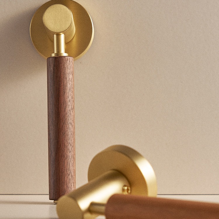 Cerradura de Puerta Interior de Latón para el Hogar, Suministro Directo de Fábrica, Totalmente en Cobre, Estilo Francés, Silenciosa, Magnética, Retro, con Manija de Madera de Cerezo para Dormitorio