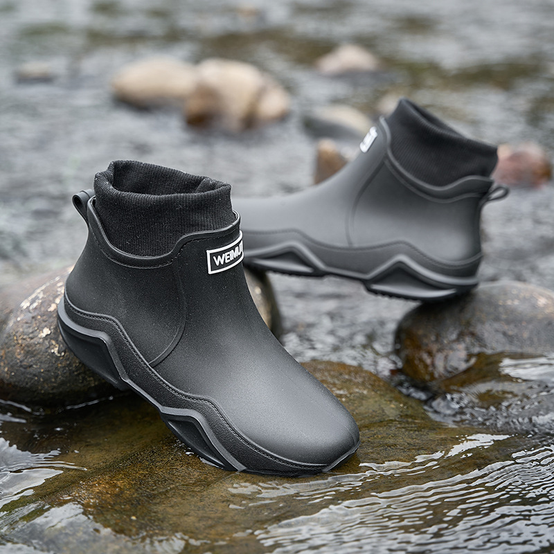 ZS-816 black fixed velvet (two sizes too small)