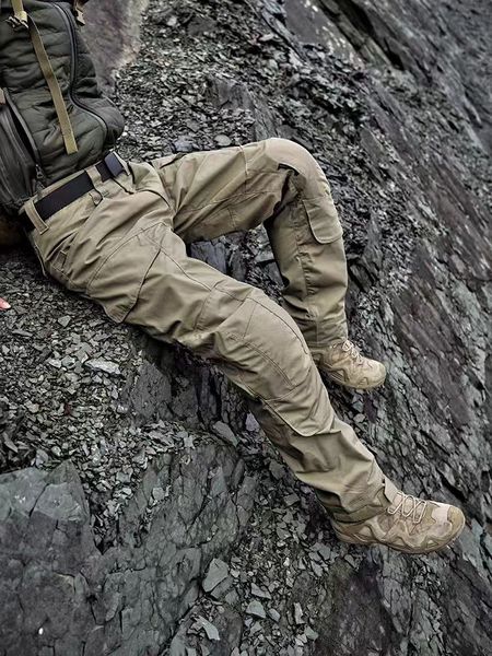 Men's camouflage tactics travel climbing trousers