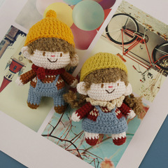 可愛手工編織捲髮娃娃 情侶款毛線鈎織擺件成品 織女手作精美玩偶
