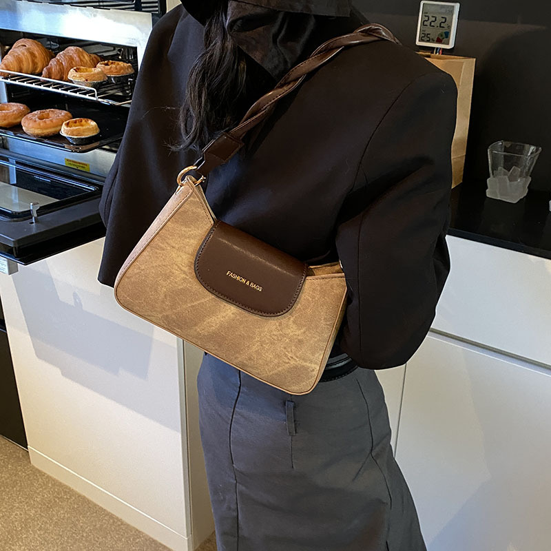 Bolsos de brazo de alta calidad de color de contraste para mujeres 2025 nueva moda versátil bolso de hombro de moda retro bolso cuadrado