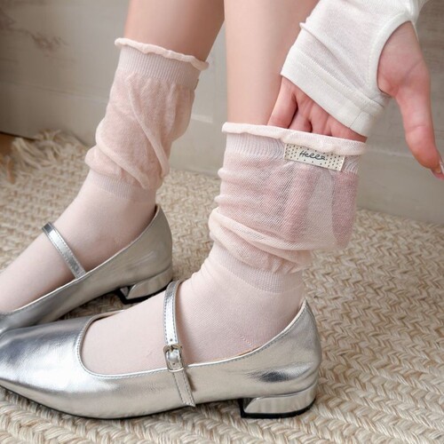 New women's socks with lace miu tie-dye ankle socks breathable boneless letter fabric tag ins versatile long socks wholesale