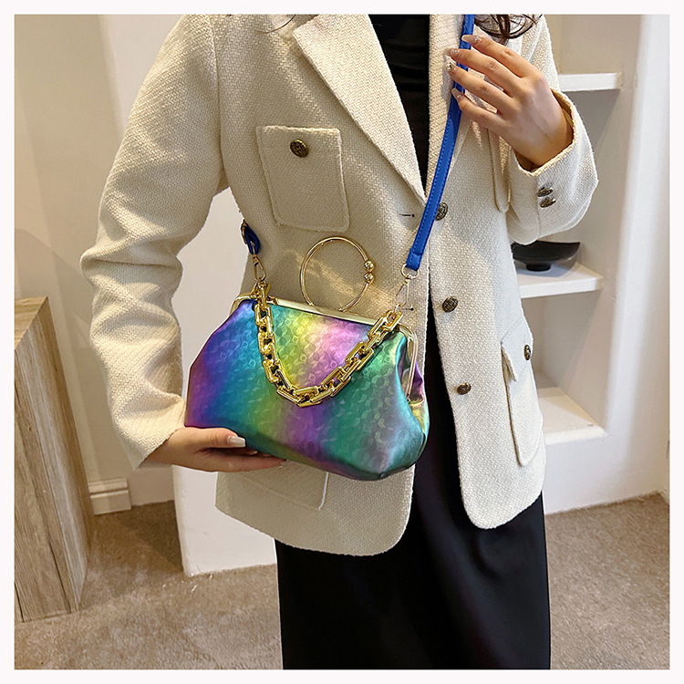 Borse da donna nuove transfrontaliere Borsa a tracolla a tracolla moda europea e americana Borsa da donna con fibbia a catena di fascia alta con texture_voghion.com