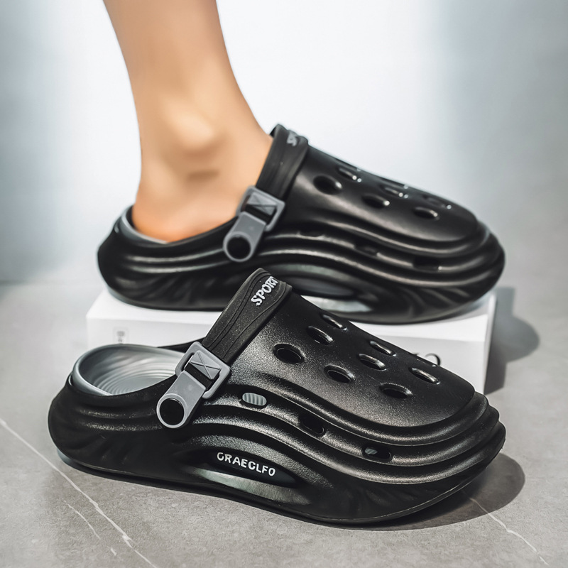 Zapatos con agujeros para hombres que usan en verano, conduciendo dos zapatillas de Baotou antideslizantes, sandalias de playa deportivas de gran tamaño al aire libre para adolescentes