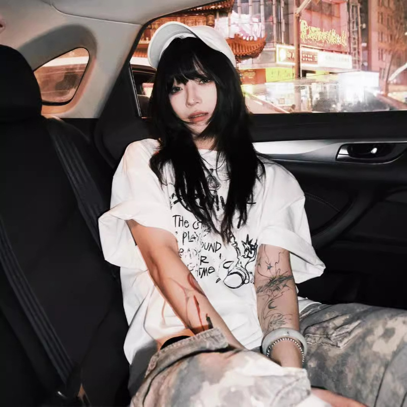 chubby girl American Short-sleeved Women's Summer Graffiti Print Couple's Half-sleeved T-shirt oversize Loose plus size Top Trendy chubby girl American Short-sleeved Women's Summer Graffiti Print Couple's Half-sleeved T-shirt oversize Loose plus size Top Trendy