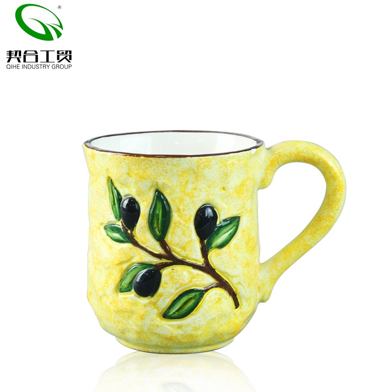 Taza de cerámica en relieve de oliva Taza en forma de fruta fiel pintada a mano 3D Taza de café con patrón de fruta verde Taza de jugo Taza de agua