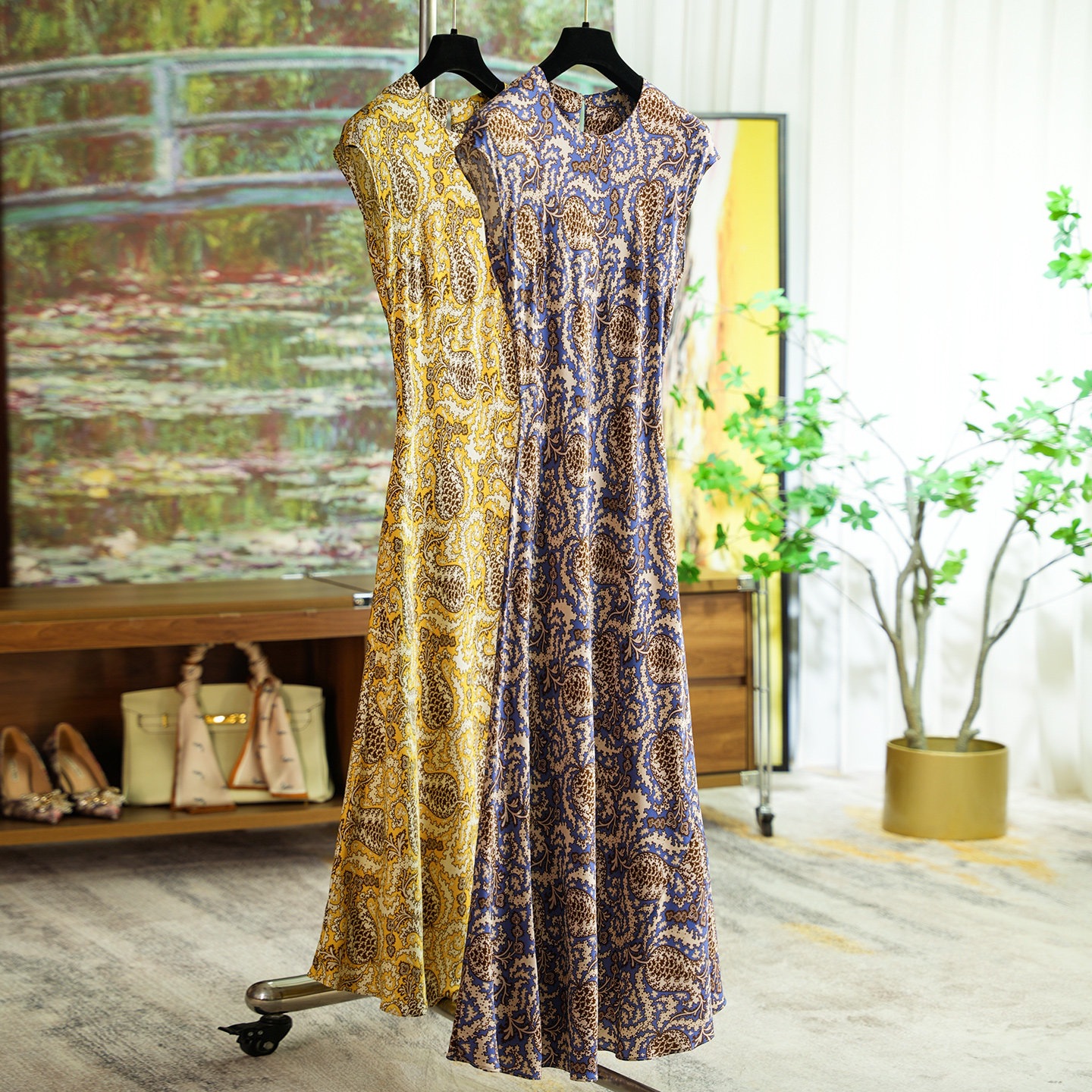 Bias-Cut Slim-Fit Silk Printed Long Dress Summer 0424
