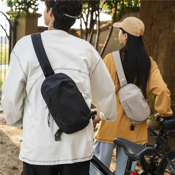 Nylon chest bag