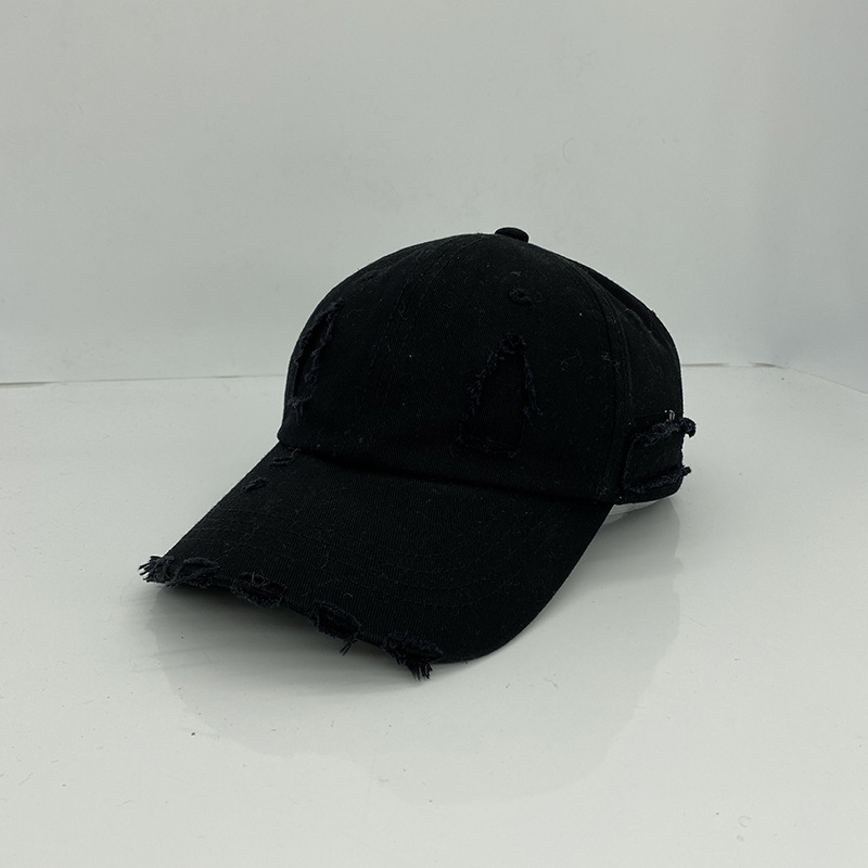 Hat female ins tide cap brand face small Korean version of fashion casual everything niche hole baseball cap shade