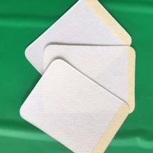 厂家直供膏药布卷材成卷的黑膏药贴空白膏药布贴