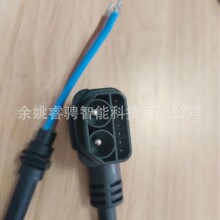 ��̖늄�܇���^ E100 僽���^����2о�Դ��