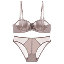 跨境法式内衣性感光面兔耳朵拼接网纱无痕防滑大胸显小文胸罩套装