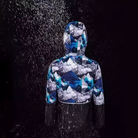 风衣;童T恤;普通外套