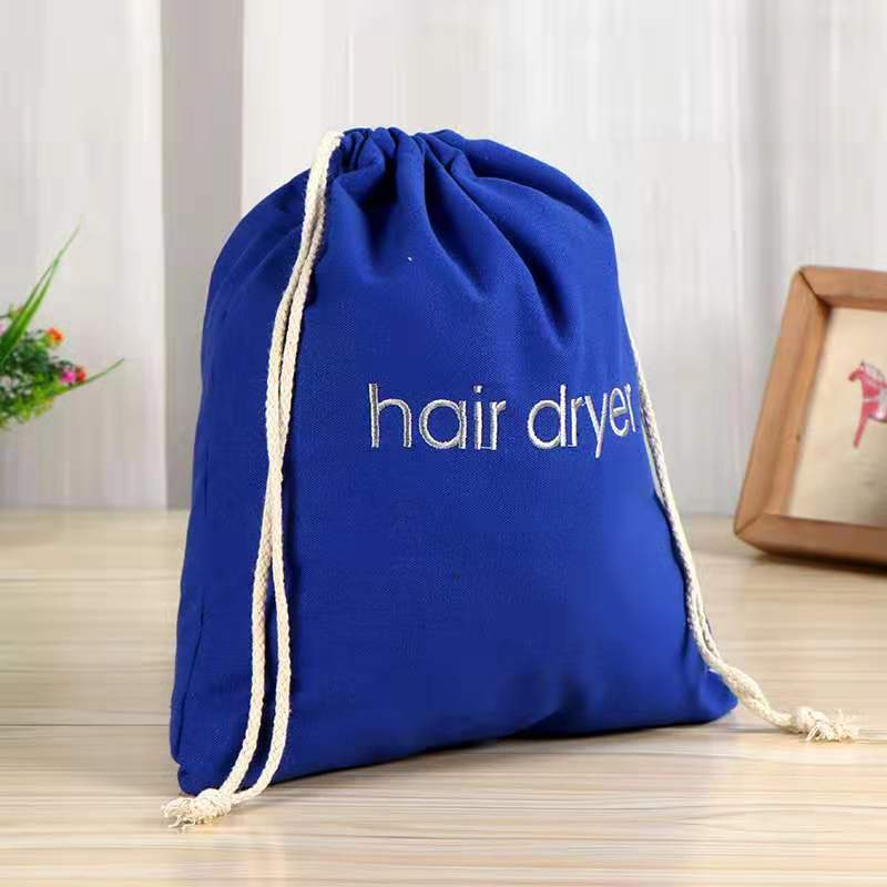 En stock inglés bordado lienzo bolso con cordón al por mayor algodón bolsa de polvo del hotel secador de pelo cubierta bolsa de almacenamiento
