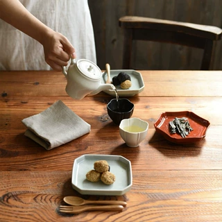 北欧纯色陶瓷茶壶黑白两色带把手茶壶家用功夫茶具餐厅泡茶壶水壶