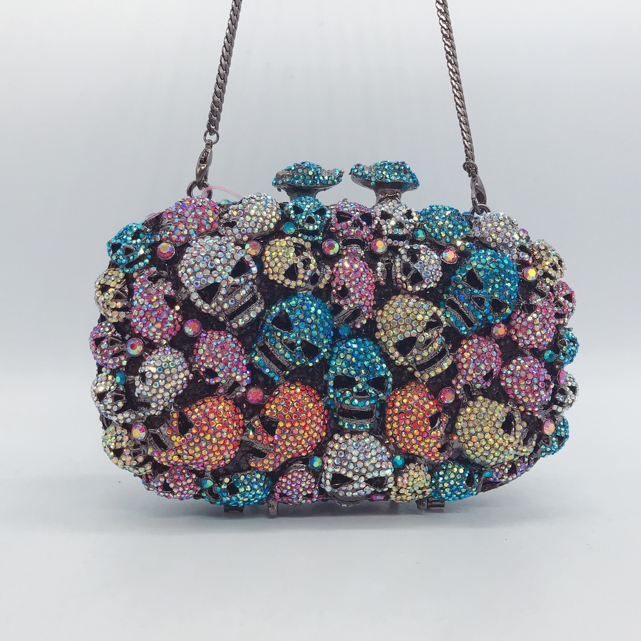 2021 bolsas de cena de diamantes de esqueleto fantasma estilo europeo y americano bolsas de mano de diamantes de cristal de aire embrague de mujer