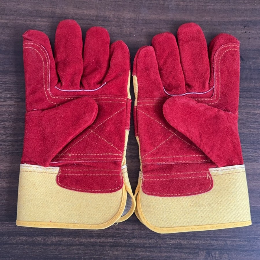 焊接手套AB级红色二层牛皮手掌加固防穿刺黄色纯棉布透气耐热