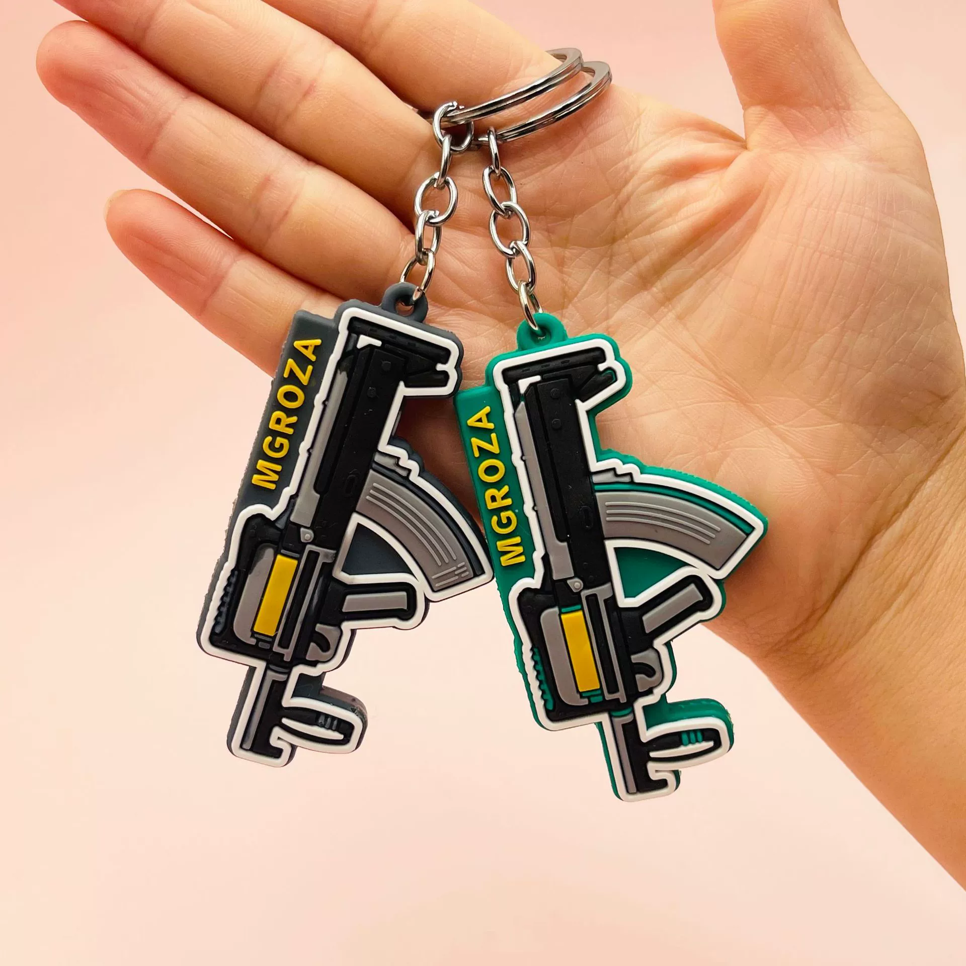 Big keychain, gun model, pendant, Birthday gift