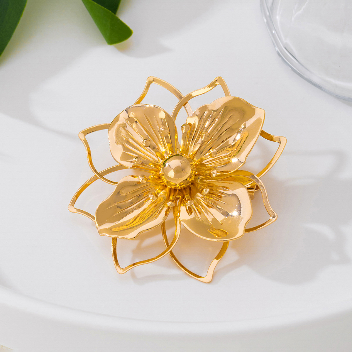 Spilla floreale vintage da donna elegante accessorio per feste_voghion.com