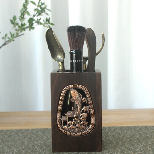Black Ebony Tea Ceremony Six Gentlemen Set: Solid Wood Chinese-Style Kung Fu Tea Utensils, Including Tea Tray, Tea Accessories, Tea Clip, Tea Needle, and Tea Spoon.