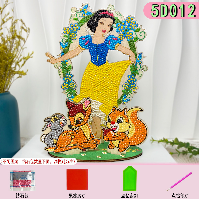 立体のダイヤモンドは子供の益智のおもちゃを描きます。