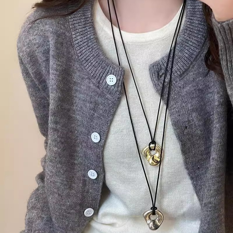 Japanese-Style Abstract Hollow Metal Pendant Necklace for Women, Minimalist Fashion Leather Cord Long Sweater Chain, Light Luxury Niche Accessory
