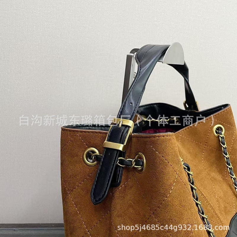 跨境25年新款拼色腋下水桶包手提单肩斜挎菱格链条托特女包批发代|undefined