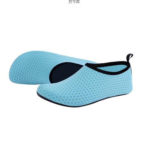New style beach shoes for men and women, water park, wading, stream trekking, couples' swimming, anti-cut, barefoot, skin-friendly yoga shoes wholesale