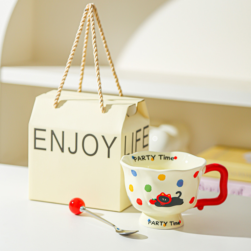 Taza de cerámica de moda creativa Regalo de oficina Taza para el hogar Taza de café Taza de agua Taza de desayuno Feliz cumpleaños