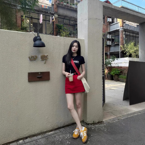 American Retro Red High-Waisted Denim Short Skirt for Women Summer Hot Girl Nipple Covering A-Line Skirt Slimming Bustier Skirt