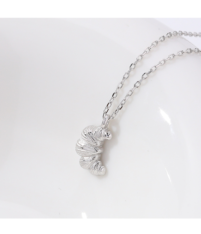 2g Weight Long-Lasting Plated Gold Plating Process Spring Ring Trigger Clasp Closure Clasp Closure Type 925 Sterling Silver Plating Horns Pendant Necklace
