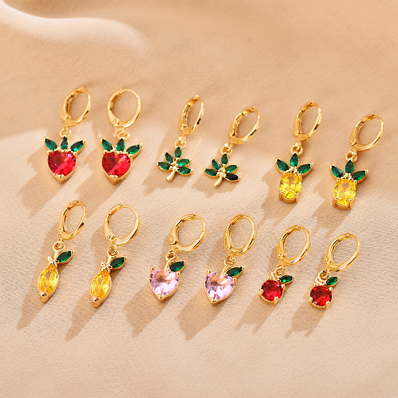 5g Weight Vacuum Plating Gold Plating Process 1 Pair Elegant Leaves Heart Shape Strawberry Inlay Copper Zircon Drop Earrings