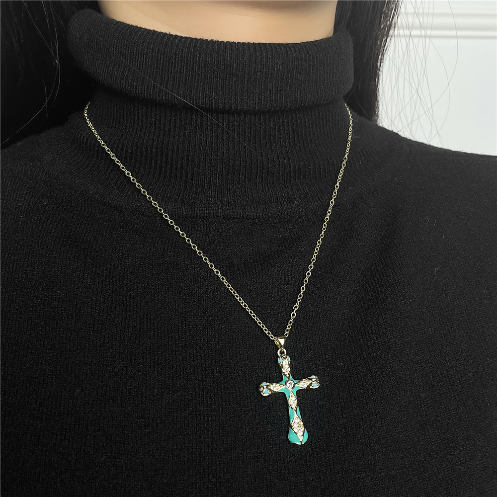 simple classic snake cross inlaid zircon copper necklacepicture3