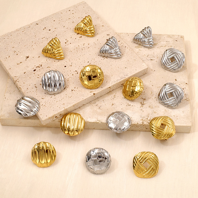 Fashionable universal geometric earrings stainless steel