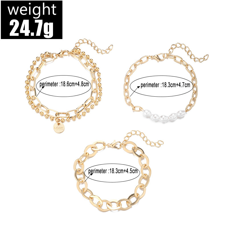 Bracciale di perle con ciondolo lettera love e catena spessa_voghion.com