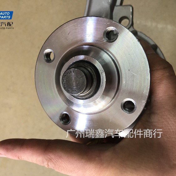 Conveniente para la bomba de agua de Toyota Prado GRJ120 GRJ200 16400-39405