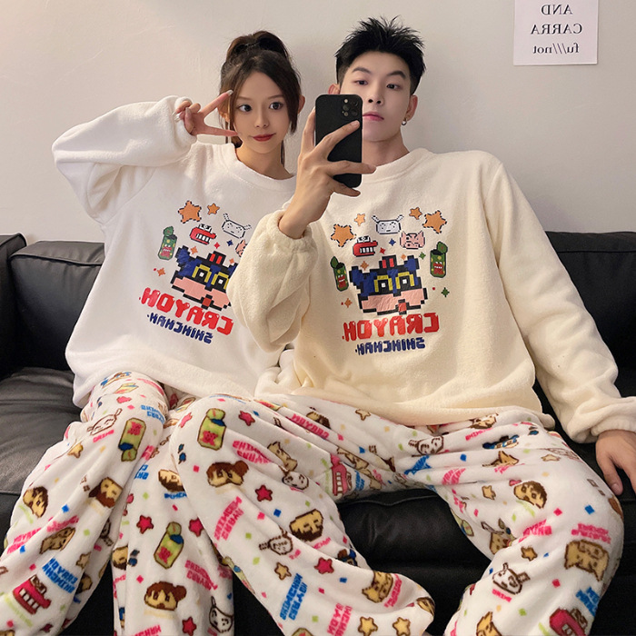 Pareja pijamas Otoño e Invierno arroz polar cuello redondo dulce de dibujos animados forrado de lana gruesa de coral cálido se puede usar fuera traje