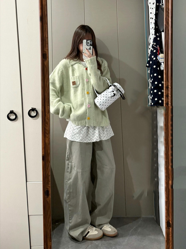 韩系早秋季氛围感穿搭绿色翻领彩扣针织衫开衫毛衣女宽松外套上衣|undefined