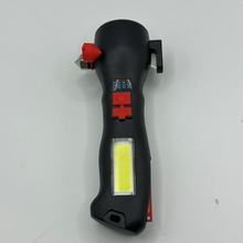 多功能车载安全锤消防破窗器车用维修灯超亮强光爆火手电筒