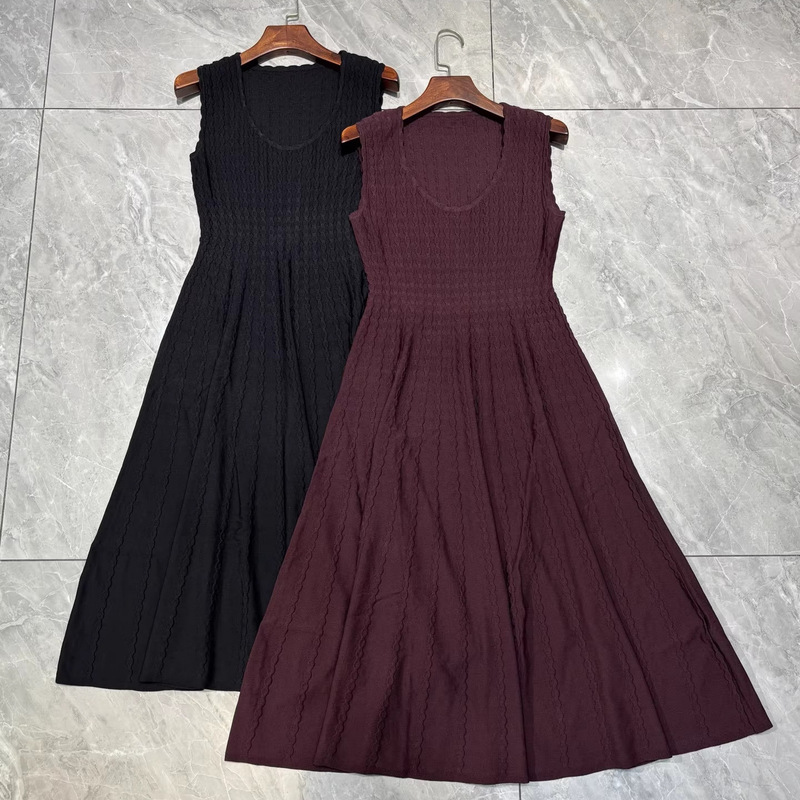Cross-Border European and American Style Knitted Elegant Dress, French-Style Women's Dress, Fashionable Slim-Fit Waist-Cinching Gown