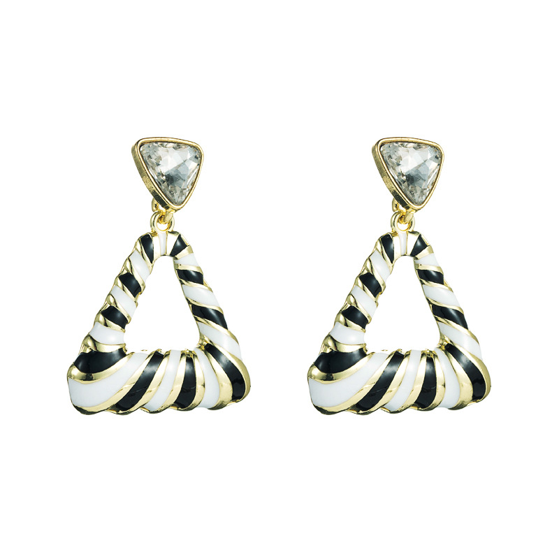 European And American Stripes Color Matching Black And White Retro Geometric Oil Drop Earrings display picture 7