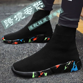 综合训练鞋;厚底拖鞋;足球鞋