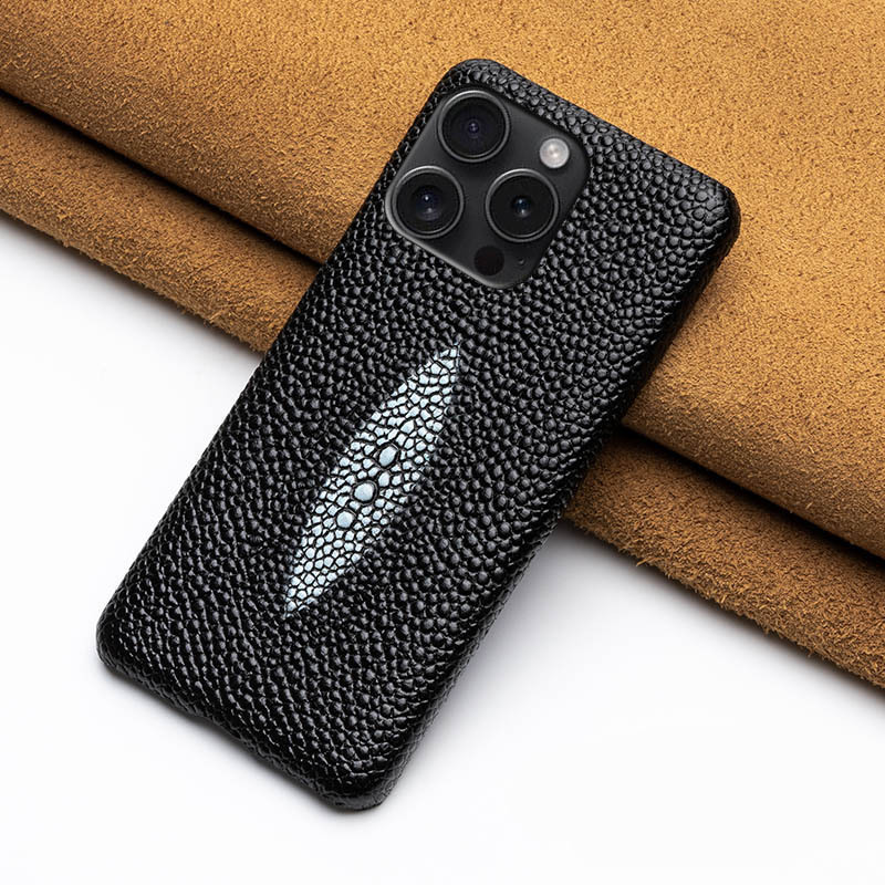 Ốp lưng da bò thật cho iPhone 11/11 Pro/11 Pro Max, họa tiết cá ngọc độc đáo, bảo vệ toàn diện — Màu đen