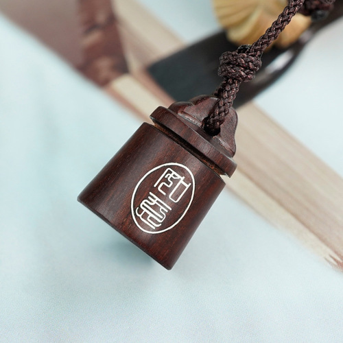 Blood sandalwood inlaid with silver Ruyi mobile phone chain Ruyi keychain lotus car bag pendant ethnic style accessories