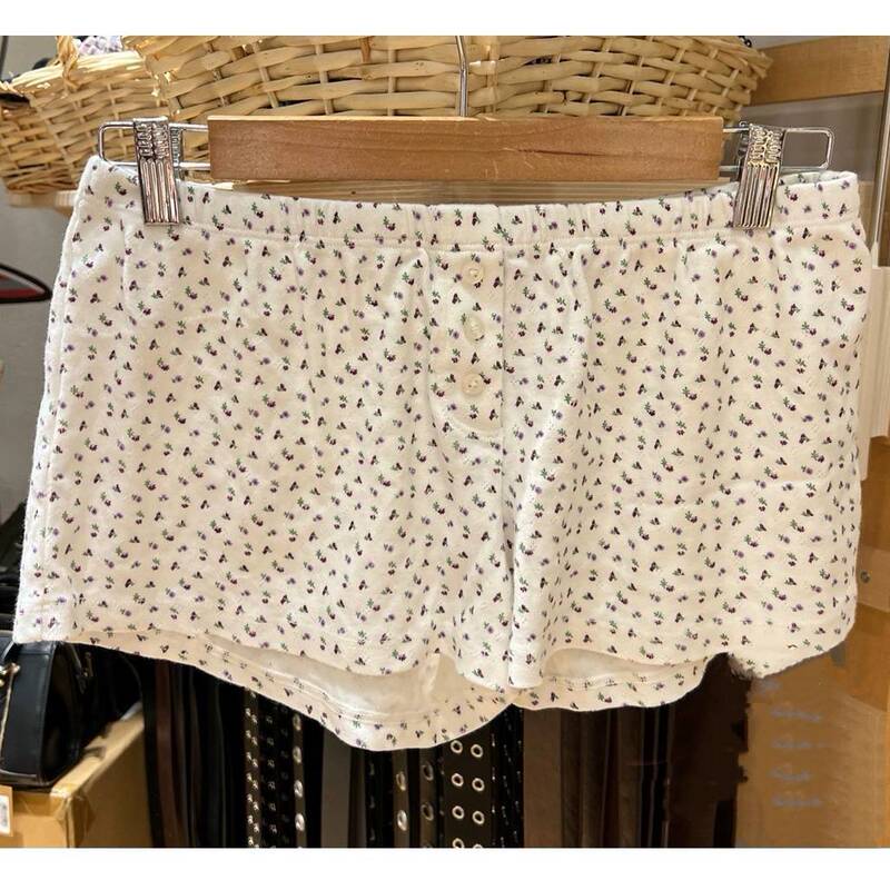 Bm Style Sweet Style Three-Button Elastic Waist Shorts Loose Bm Floral Home Pants Cute Shorts for Women Bm Style Sweet Style Three-Button Elastic Waist Shorts Loose Bm Floral Home Pants Cute Shorts for Women