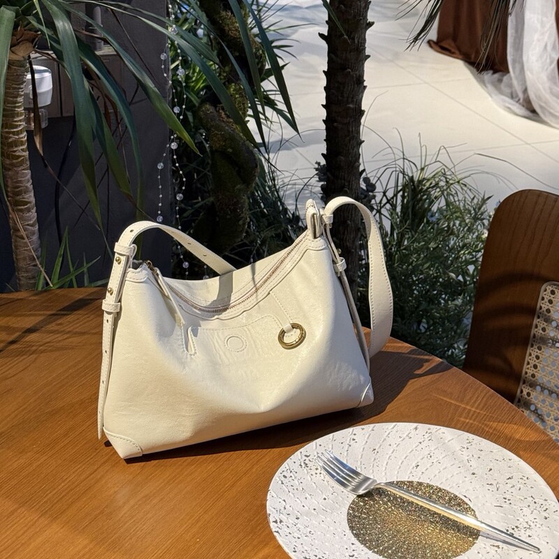 Genuine Leather Fashion Handbag, Underarm Bag, Commuter Retro Dumpling Bag, High-End Shoulder Crossbody Bag for Women Genuine Leather Fashion Handbag, Underarm Bag, Commuter Retro Dumpling Bag, High-End Shoulder Crossbody Bag for Women