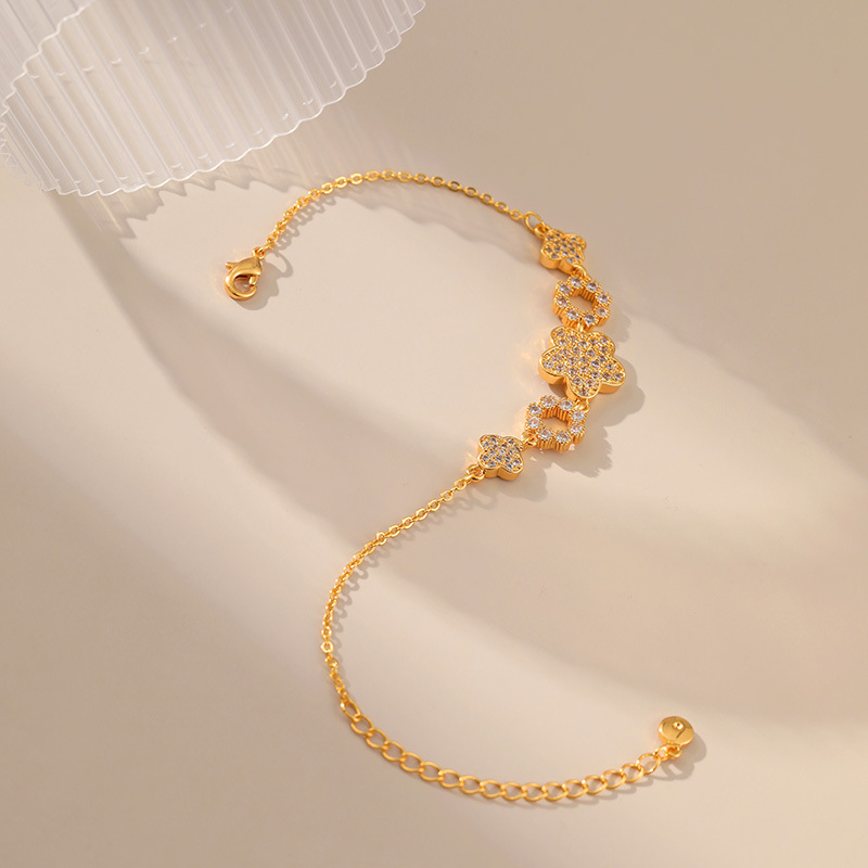 Fashion Four Leaf Clover Flower Copper Plating Inlay Zircon Bracelets 1 Piece